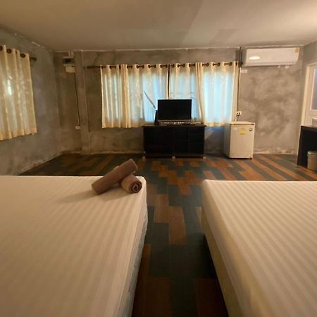 Crescent Bay Resort Koh Samet Exterior foto