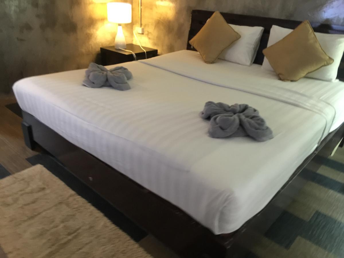 Crescent Bay Resort Koh Samet Exterior foto