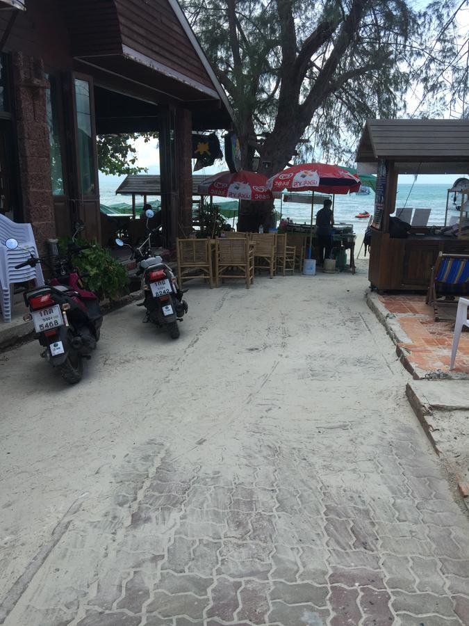 Crescent Bay Resort Koh Samet Exterior foto